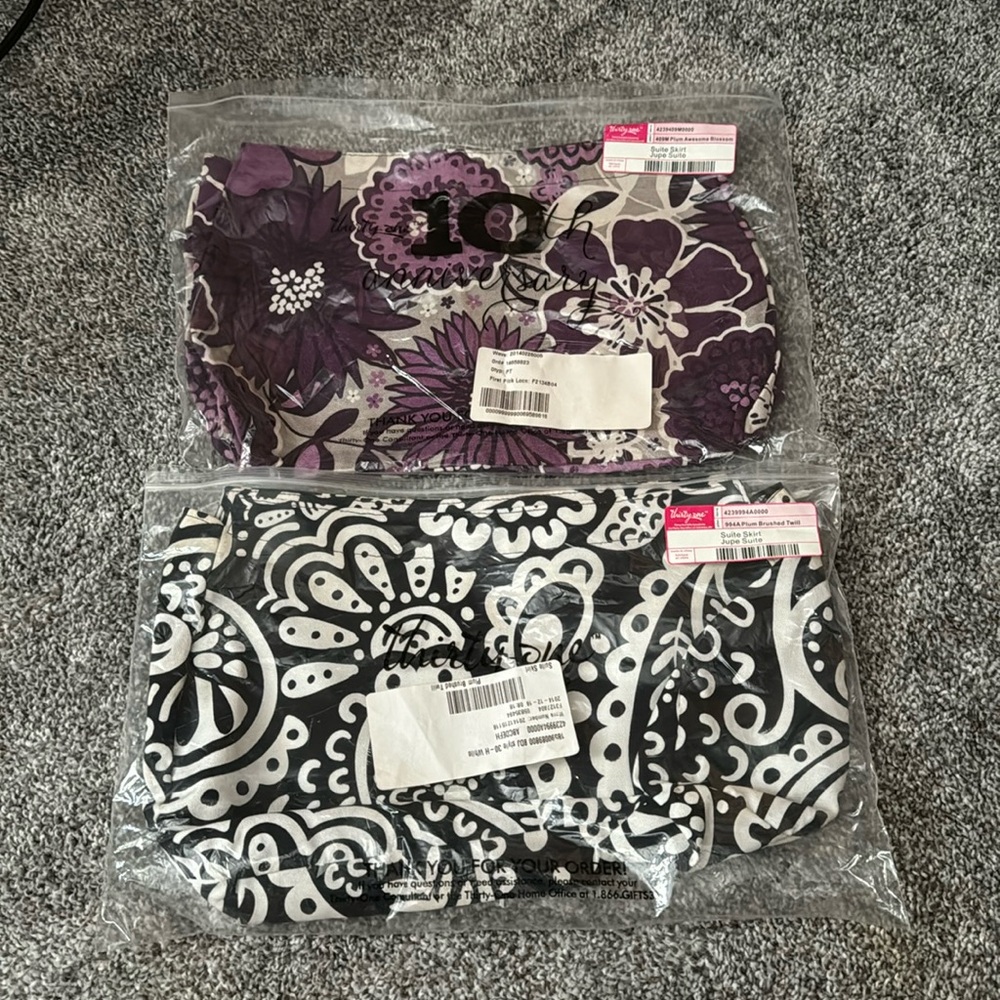 2 Thirty One Fitted Purse Suite Skirts Cover in Splash Dots Circles